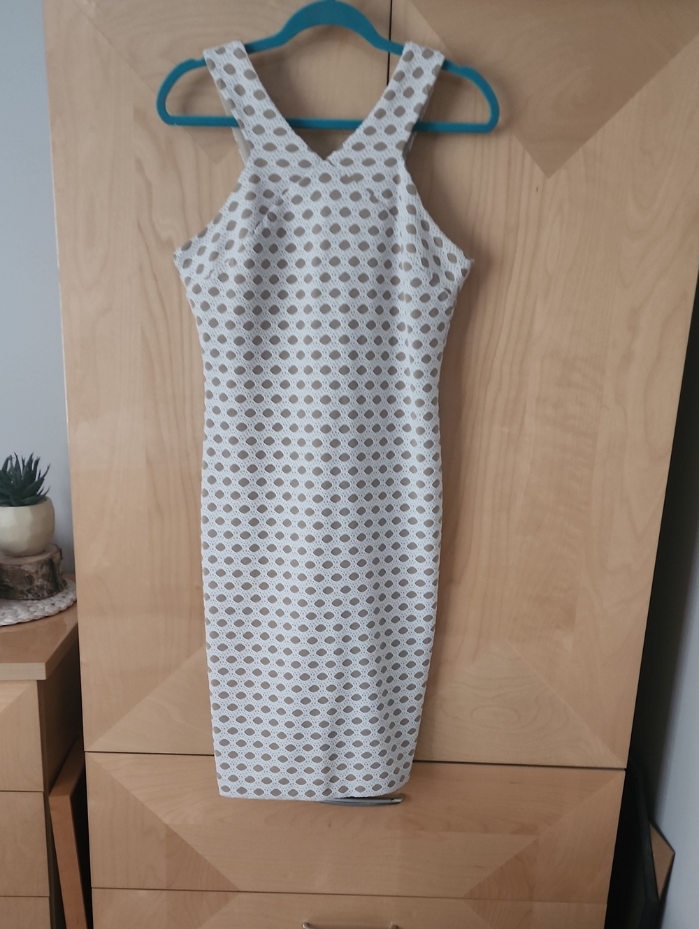 Taylor Halter Dress Sz 10